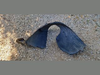 bontott CITROËN DS3 Bal első Első Dobbetét (Kerékjárati, Műanyag)