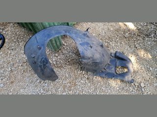 bontott CITROËN DS3 Bal első Első Dobbetét (Kerékjárati, Műanyag)