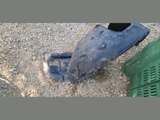 bontott CITROËN DS3 Bal első Első Dobbetét (Kerékjárati, Műanyag)