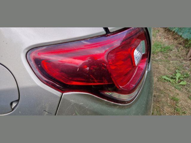 bontott CITROËN DS3 Bal Hátsó Lámpa