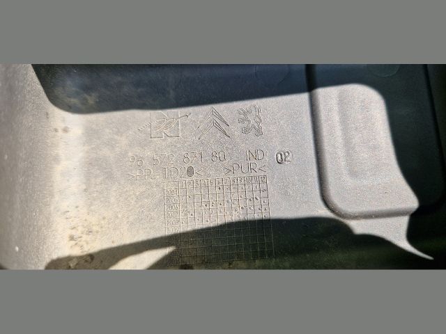 bontott CITROËN DS3 Biztosítéktábla Doboz