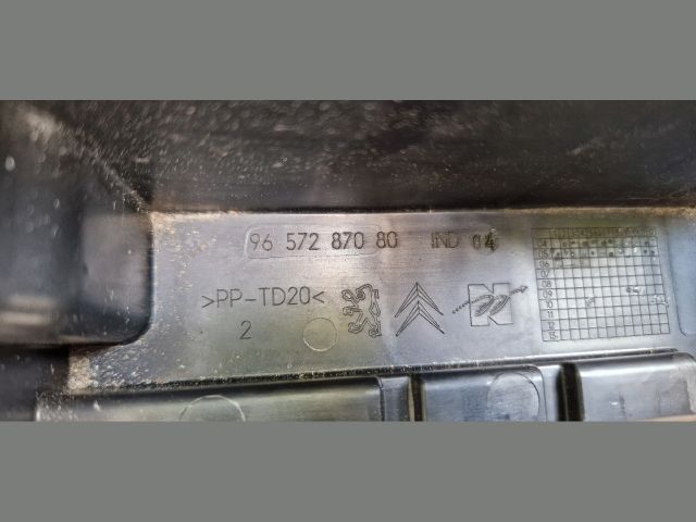 bontott CITROËN DS3 Biztosítéktábla Doboz