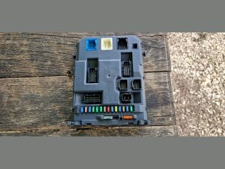 bontott CITROËN DS3 Biztosítéktábla Utastér