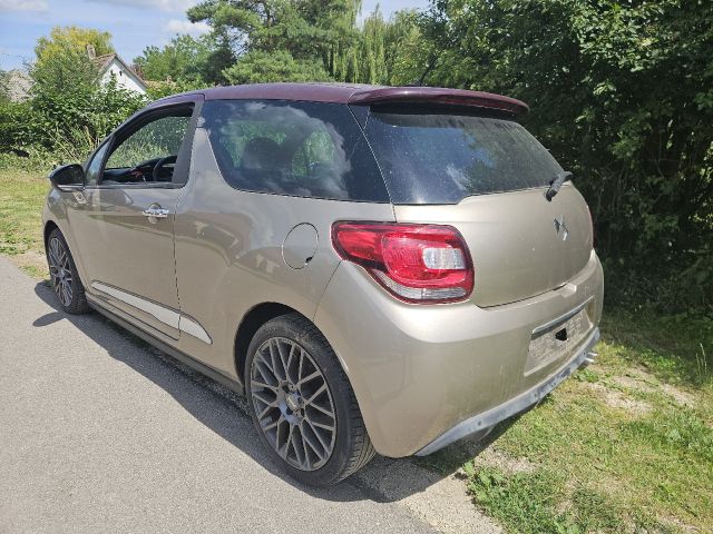 bontott CITROËN DS3 Csomagtérajtó (Részeivel)