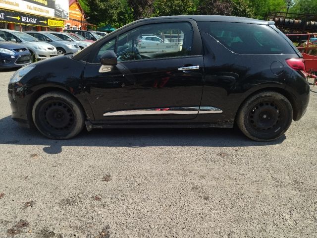 bontott CITROËN DS3 Csomagtérajtó (Üres lemez)