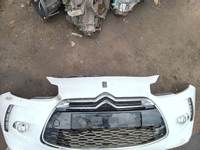 bontott CITROËN DS3 Első Lökhárító (Részeivel)