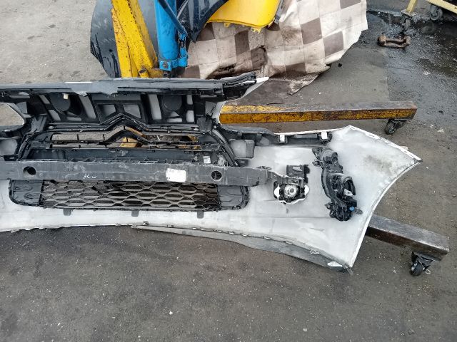 bontott CITROËN DS3 Első Lökhárító (Részeivel)