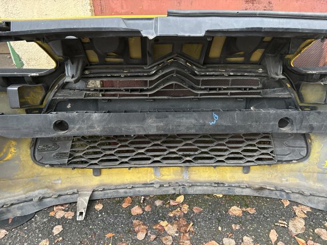 bontott CITROËN DS3 Első Lökhárító (Részeivel)