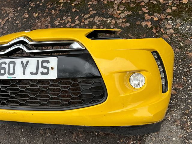 bontott CITROËN DS3 Első Lökhárító (Részeivel)