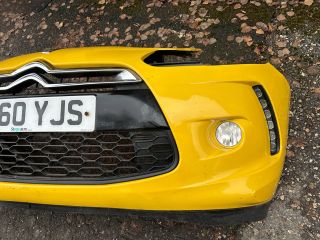 bontott CITROËN DS3 Első Lökhárító (Részeivel)