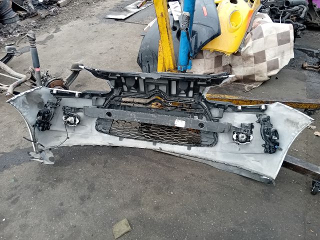 bontott CITROËN DS3 Első Lökhárító (Részeivel)