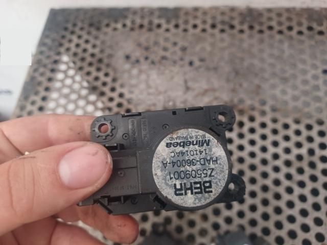 bontott CITROËN DS3 Fűtés Állító Motor