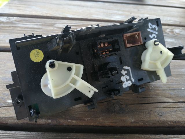 bontott CITROËN DS3 Fűtéskapcsoló (manuális klímás)