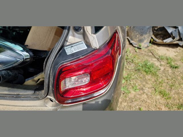bontott CITROËN DS3 Jobb Hátsó Lámpa