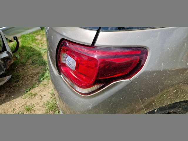 bontott CITROËN DS3 Jobb Hátsó Lámpa