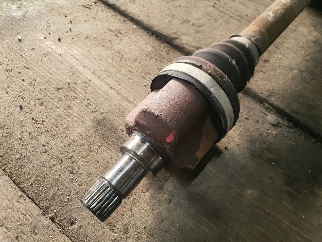 bontott CITROËN DS4 Bal Féltengely