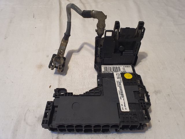 bontott CITROËN DS4 Biztosítéktábla Motortér