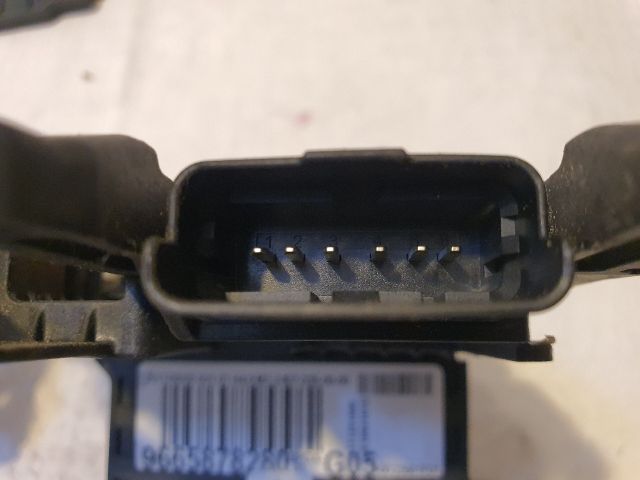 bontott CITROËN DS4 Biztosítéktábla Motortér