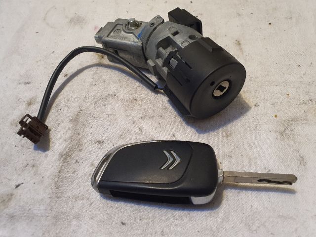 bontott CITROËN DS4 Gyújtáskapcsoló Házzal