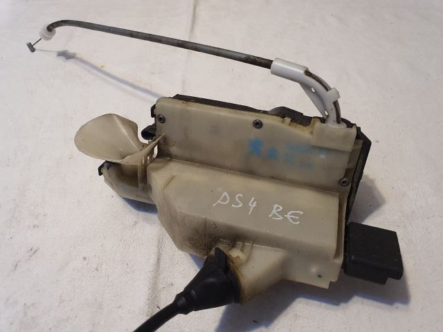 bontott CITROËN DS4 Bal első Ajtózár