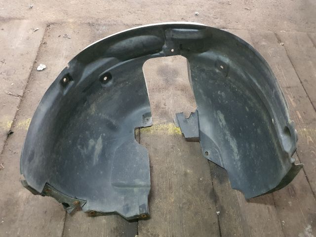 bontott CITROËN DS4 Bal első Első Dobbetét (Kerékjárati, Műanyag)