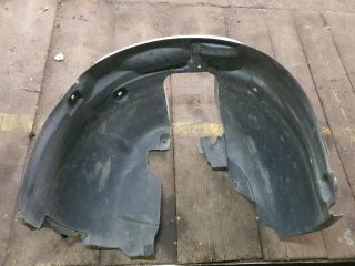 bontott CITROËN DS4 Bal első Első Dobbetét (Kerékjárati, Műanyag)