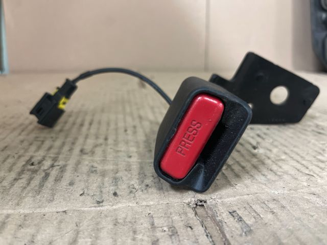 bontott CITROËN DS4 Bal hátsó Biztonsági Öv Csat