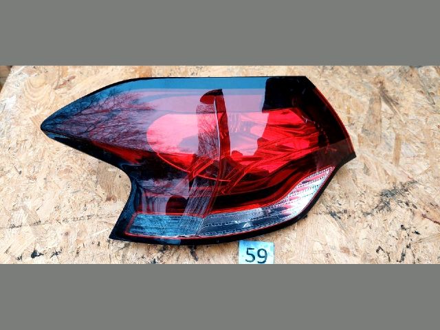 bontott CITROËN DS4 Bal Hátsó Lámpa