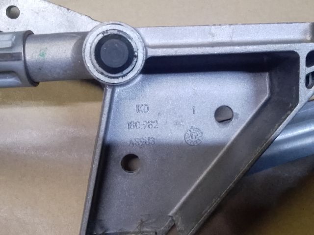 bontott CITROËN DS4 Első Ablaktörlő Szerkezet Motorral