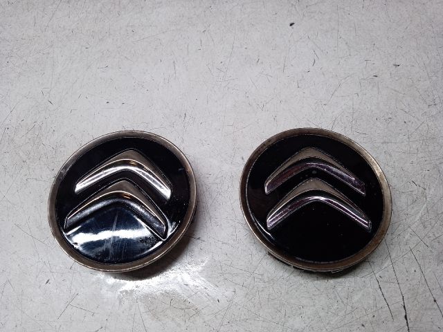 bontott CITROËN DS4 Felniközép Pár