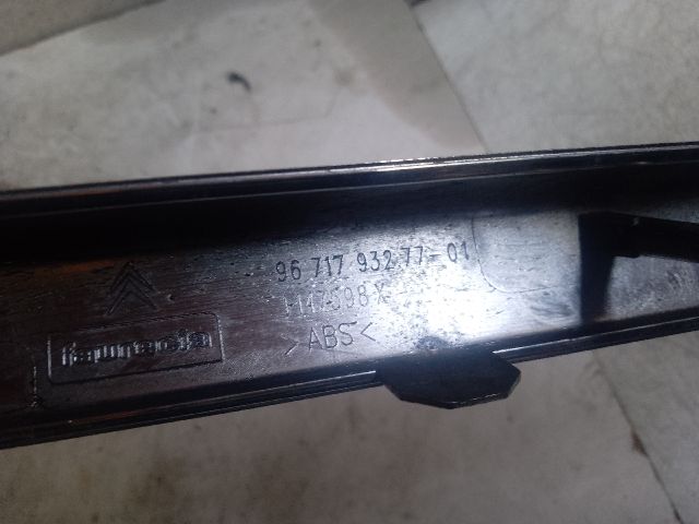 bontott CITROËN DS4 Hátsó Lökhárító Díszléc