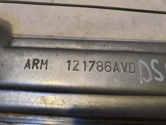 bontott CITROËN DS4 Jobb első Ablakemelő Szerkezet (Elektromos)