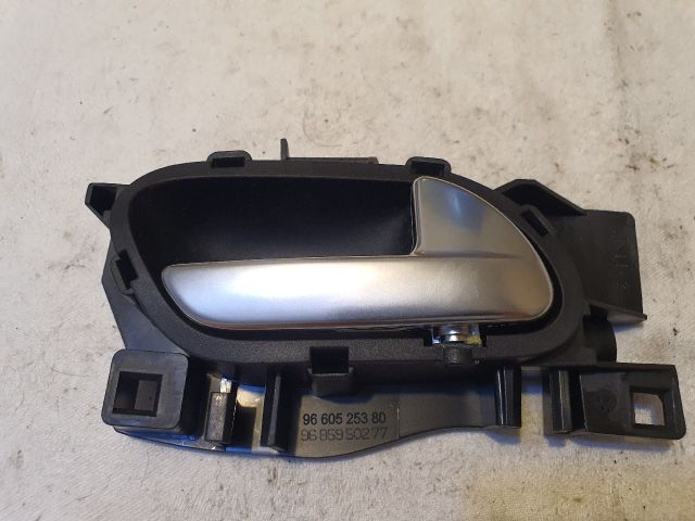 bontott CITROËN DS4 Jobb első Belső Kilincs