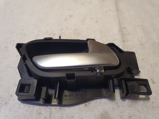 bontott CITROËN DS4 Jobb első Belső Kilincs