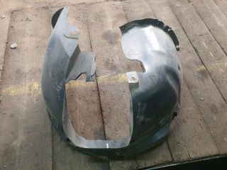 bontott CITROËN DS4 Jobb első Első Dobbetét (Kerékjárati, Műanyag)