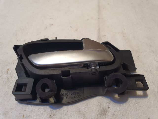 bontott CITROËN DS4 Jobb hátsó Belső Kilincs