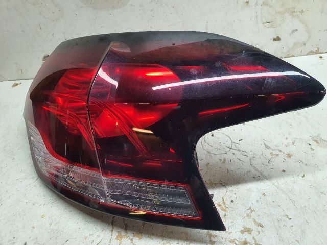 bontott CITROËN DS4 Jobb Hátsó Lámpa