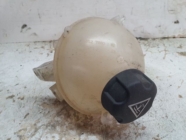 bontott CITROËN DS5 Kiegyenlítő Tartály