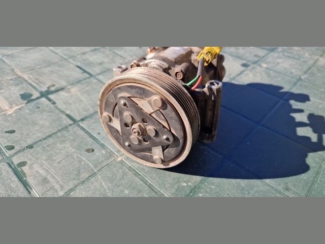 bontott CITROËN DS5 Klímakompresszor