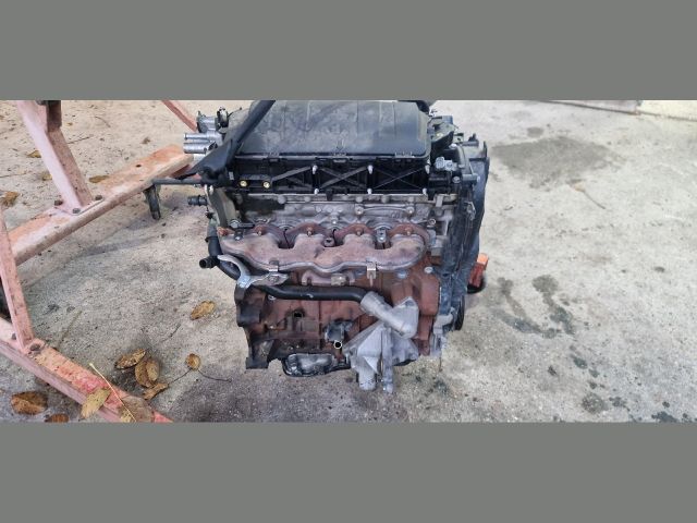 bontott CITROËN DS5 Motor (Fűzött blokk hengerfejjel)