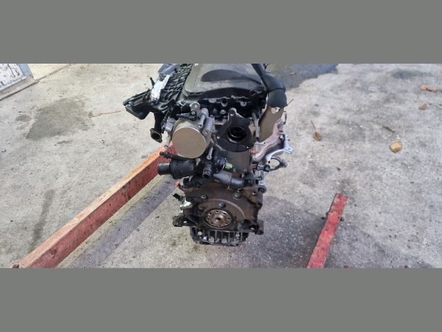 bontott CITROËN DS5 Motor (Fűzött blokk hengerfejjel)