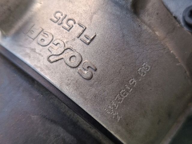 bontott CITROËN DS5 Olajszűrő Ház