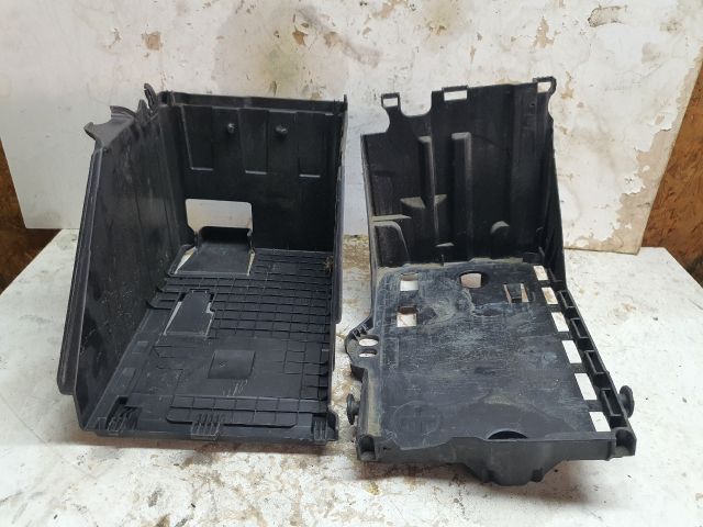 bontott CITROËN DS5 Akkumulátor Tartó