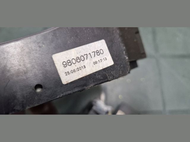 bontott CITROËN DS5 Bal első Ajtózár