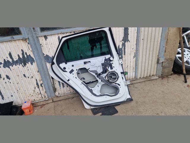 bontott CITROËN DS5 Bal hátsó Ajtó (Üres lemez)