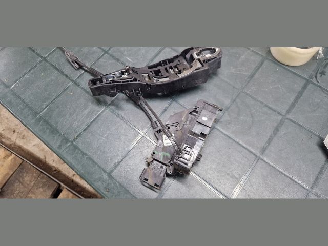 bontott CITROËN DS5 Bal hátsó Ajtózár