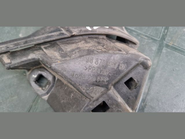 bontott CITROËN DS5 Bal hátsó Oldal Lökhárító Tartó (Műanyag)