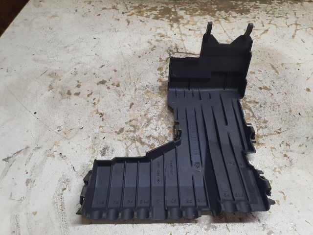 bontott CITROËN DS5 Biztosítéktábla Fedél