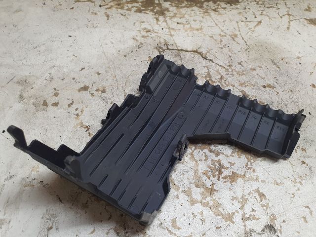 bontott CITROËN DS5 Biztosítéktábla Fedél