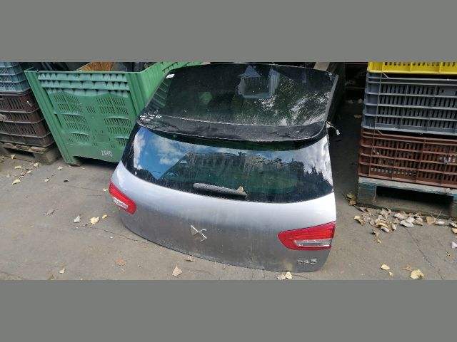 bontott CITROËN DS5 Csomagtérajtó (Részeivel)